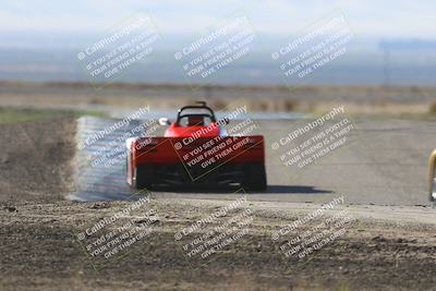 media/Oct-26-2025-CalClub SCCA (Sun) [[8ce1e69566]]/Group 6/Grapevine/